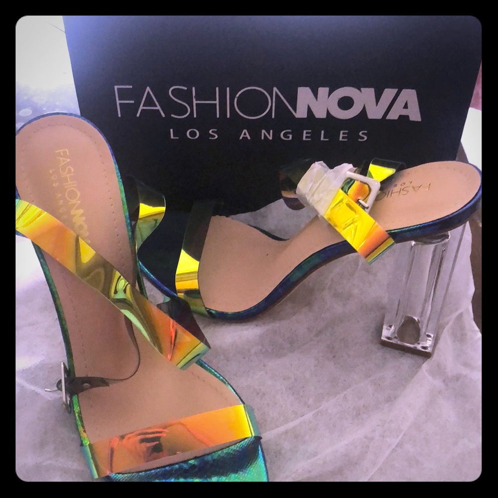Fashion nova sandals